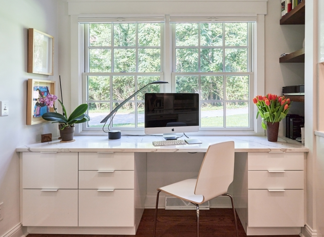 Custom desk finished in AyA Cabinetry's Chelsea White High-Gloss 